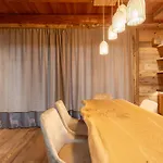 Elva Apartments *